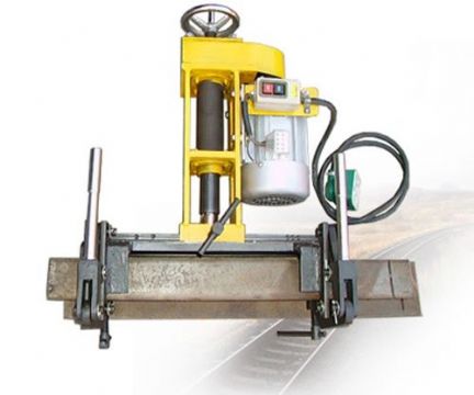 點(diǎn)擊查看詳細(xì)信息<br>標(biāo)題：三相電動鋼軌鉆孔機(jī) 閱讀次數(shù)：2469