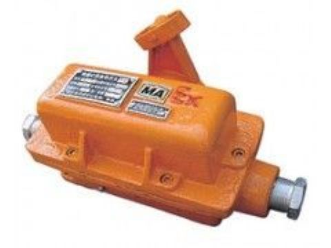 點(diǎn)擊查看詳細(xì)信息<br>標(biāo)題： KHJ-12／0.5型急停開關(guān) 閱讀次數(shù)：2442