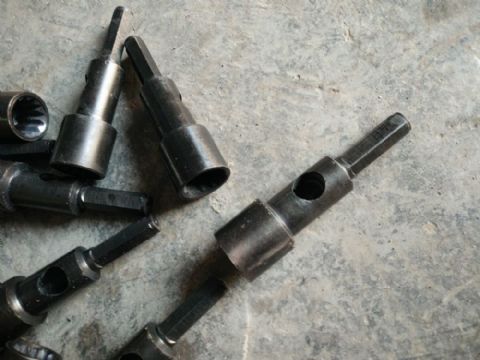 點(diǎn)擊查看詳細(xì)信息<br>標(biāo)題：錨索攪拌器 閱讀次數(shù)：2119