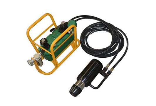 點(diǎn)擊查看詳細(xì)信息<br>標(biāo)題：MQ22-280/40礦用錨索張拉機(jī)具 閱讀次數(shù)：1563